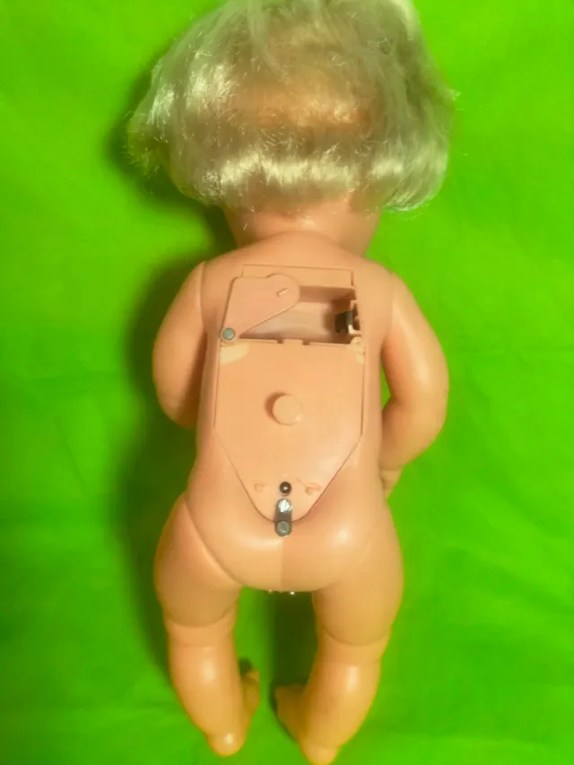 Muñeca Nenu-Pipi Años 70