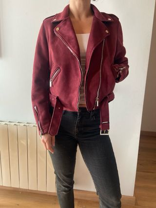 Cazadora Morgan ante burdeos