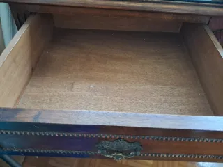 Tocador antiguo madera y cristal