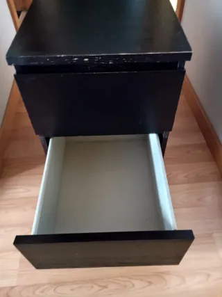 Mesita de noche Ikea negra