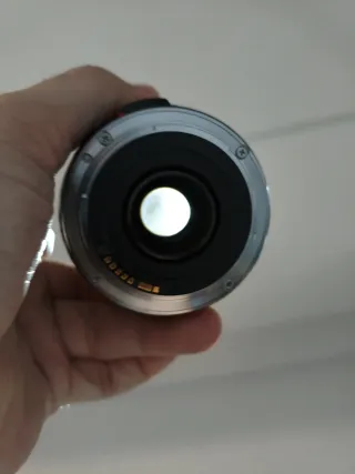 Objetivo Canon EF 24-85mm f/3.5-4.5 USM