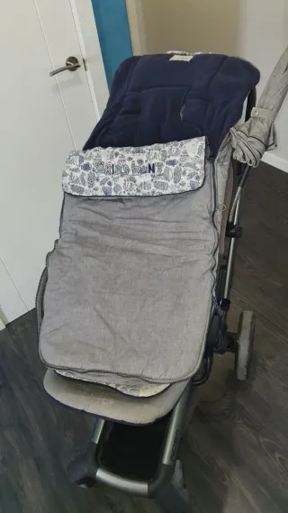 Silla de paseo para bebé con saco de invierno