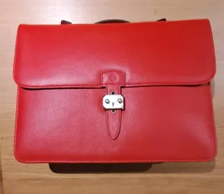 Cartella in pelle rossa Ferrari