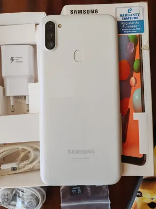 Samsung Galaxy A11 Triple Cámara