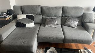 Sofá modular gris jaspeado 2,64m en buen estado