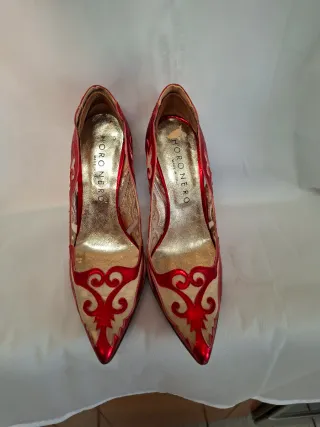 HORO NERO Dècolletè Laminato Rosso