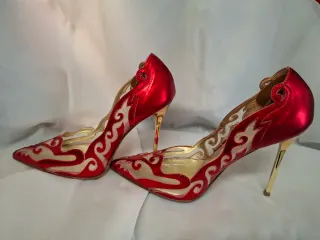 HORO NERO Dècolletè Laminato Rosso