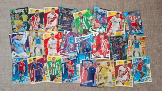 Cromos de fútbol LaLiga Adrenalyn y Mega Cracks