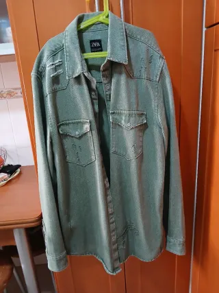 Sobrecamisa Zara Caballero Verde Militar