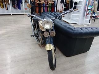 Royal Enfield Bullet Monocilíndrica OHV