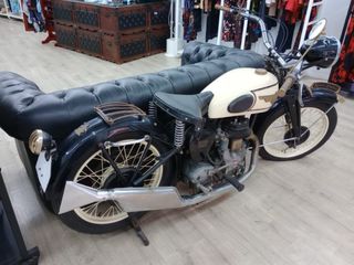 Royal Enfield Bullet Monocilíndrica OHV