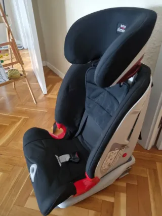 Silla coche Britax Römer negra