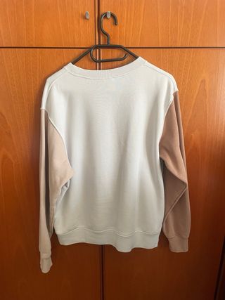 Sudadera Nike blanca y rosa