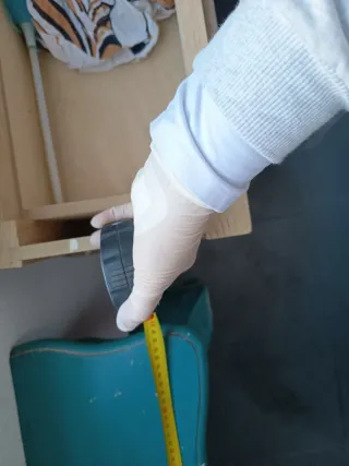 Consola de madera verde