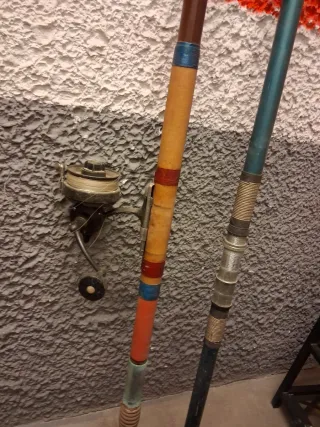 Caña de pescar con carrete