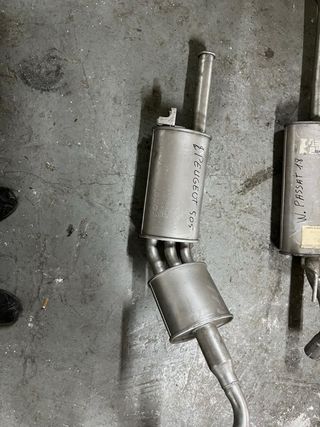 Tramos de escape de vehículos clásicos