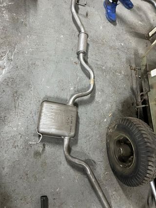 Tramos de escape de vehículos clásicos