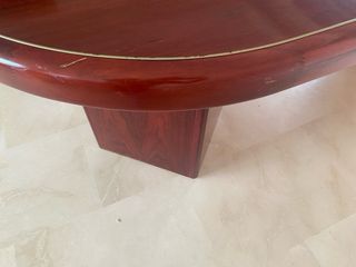 Mesa de juntas madera marrón