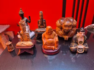 Figuras Budistas Madera, Porcelana, Resina