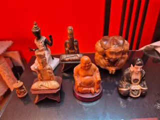 Figuras Budistas Madera, Porcelana, Resina