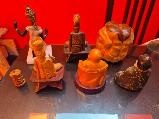 Figuras Budistas Madera, Porcelana, Resina