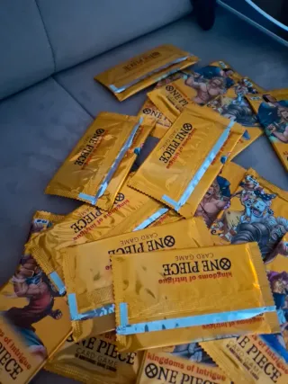 20 Bustine One Piece Card Game Kingdoms of Intrigu