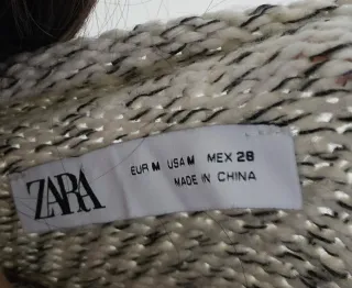 Vestido punto Zara blanco y gris en talla M.