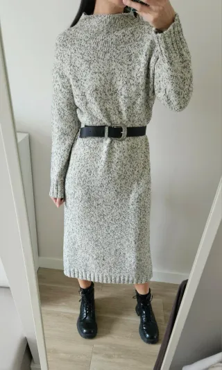 Vestido punto Zara blanco y gris en talla M.