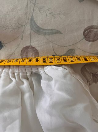 Coppia Tende Bianche con balza e ricamo in fondo