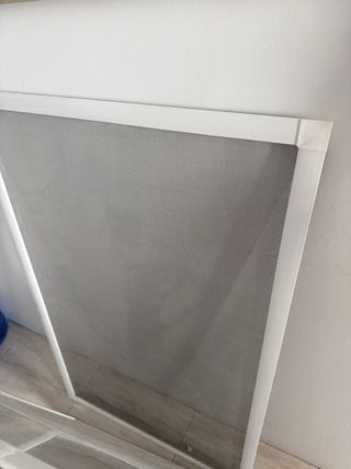 Ventana de aluminoo con percianas