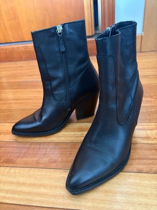 Botines piel negros talla 38