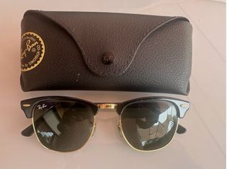 Gafas de Sol Ray-Ban Clubmaster Negras y Doradas