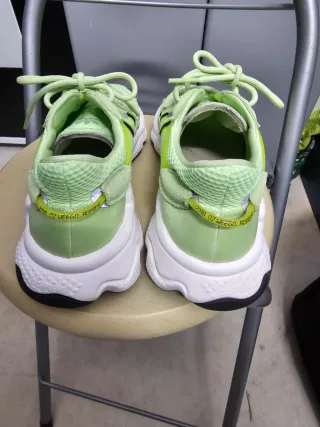 Adidas Ozweego Verde y Blanco