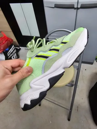 Adidas Ozweego Verde y Blanco