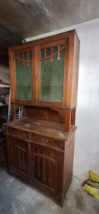 Mueble de cocina antiguo madera y cristal