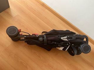 Silla de paseo McLaren Quest negro-morado