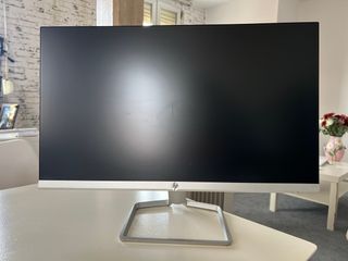 Monitor HP Plata y Negro