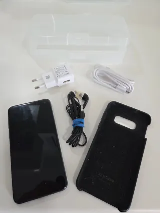 SAMSUNG GALAXY S10e