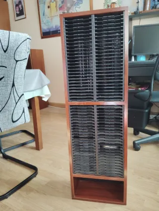 Torre CD Madera Marrón