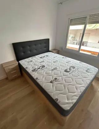 Canapés, Colchones, cabezales, Mesitas