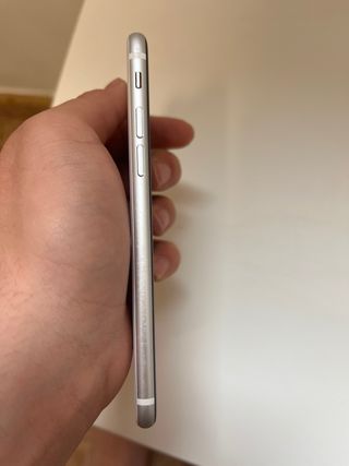 iPhone SE 2020 blanco