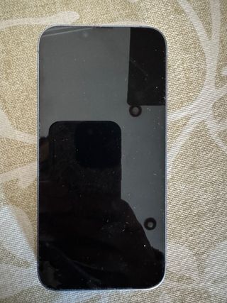 iPhone 14 128GB + 3 fundas, protector pantalla y..