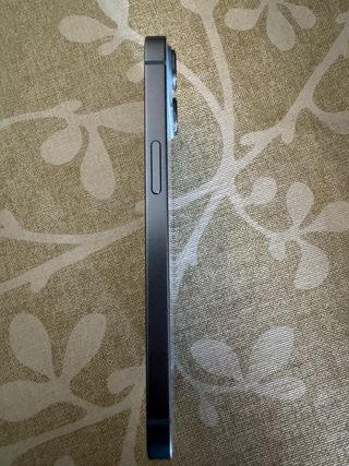 iPhone 14 128GB + 3 fundas, protector pantalla y..