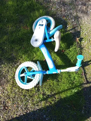 Bicicleta infantil azul