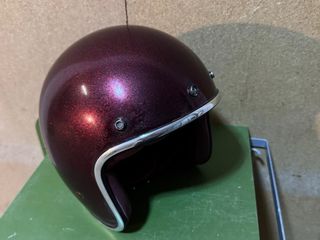 Casco Jet con Visera Burbuja, hay que pulirlo.