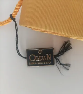 Borsa Olpan vintage oro giallo mai usata