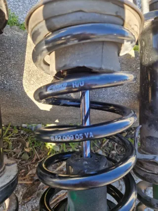 Amortiguadores y muelles Lexus IS