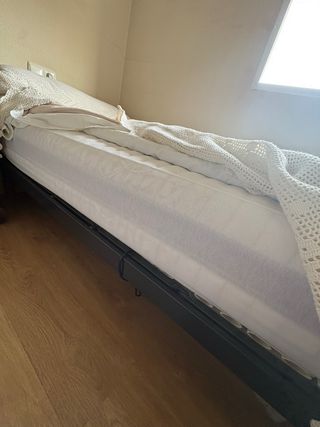 Cama articulada eléctrica