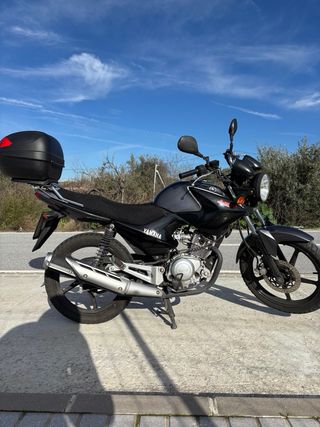 Moto Yamaha YBR125