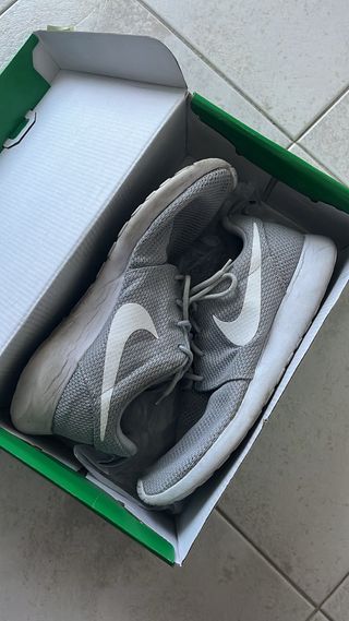 Scarpe Nike Running Grigie